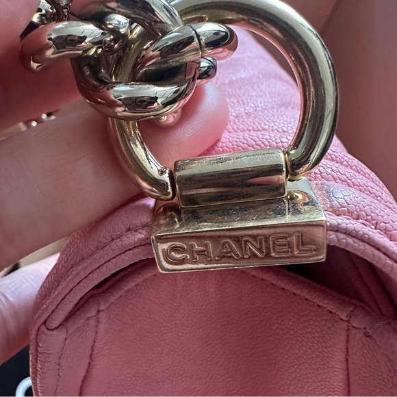 CHANEL CHEVRON OLD MEDIUM BOY IN SAKURA PINK - Picture 14 of 16
